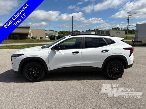 New 2026 Chevrolet Trax LT w/ Driver Confidence Package FWD image 2