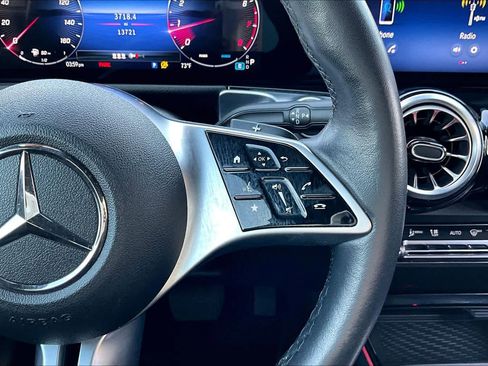 Certified 2024 Mercedes-Benz GLB 250 image 24