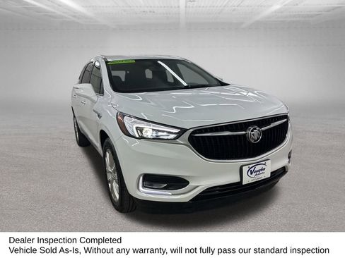 Used 2019 Buick Enclave Essence AWD/4WD image 3