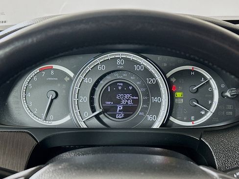 Used 2015 Honda Accord EX-L image 12