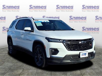 Used 2023 Chevrolet Traverse RS w/ LPO, Floor Liner Package