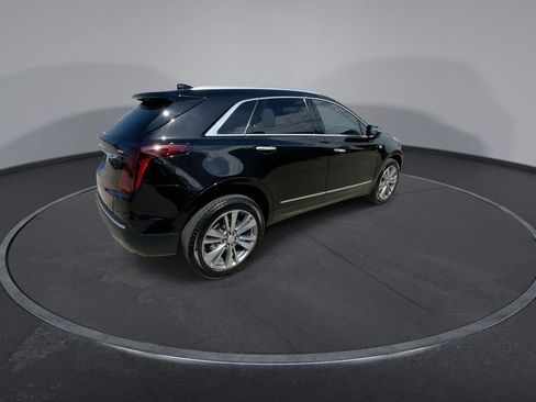 Certified 2025 Cadillac XT5 Premium Luxury image 8