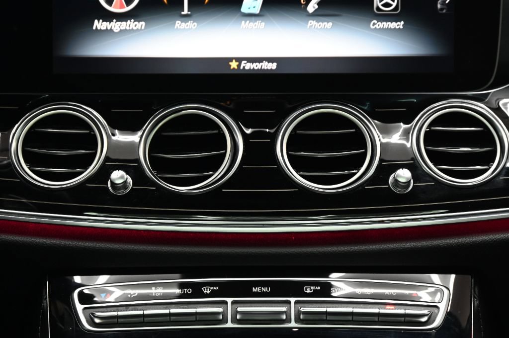 Used 2019 Mercedes-Benz E 63 AMG S image 34