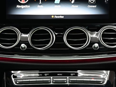 Used 2019 Mercedes-Benz E 63 AMG S image 34