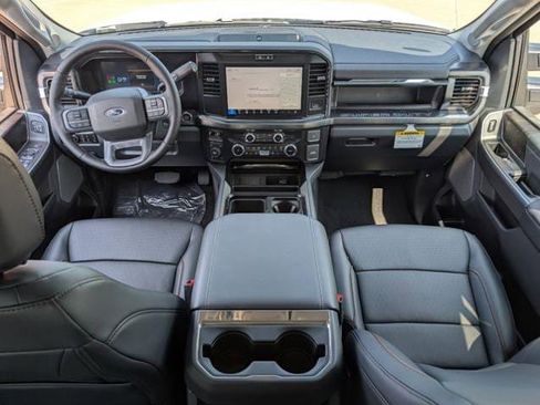 New 2026 Ford F250 Lariat w/ FX4 Off-Road Package AWD/4WD image 11