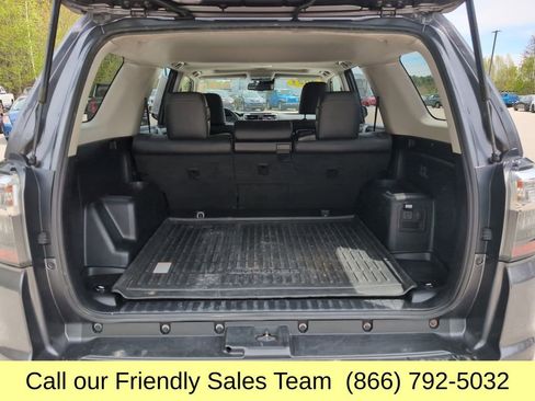 Used 2021 Toyota 4Runner Limited AWD/4WD image 25