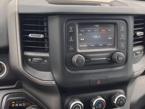 Used 2019 RAM 1500 Tradesman AWD/4WD image 10