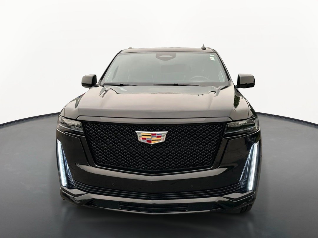 Certified 2023 Cadillac Escalade Sport Platinum w/ LPO, Floor Liner Package AWD/4WD image 2