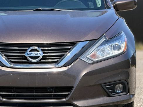 Used 2017 Nissan Altima 2.5 SV image 8