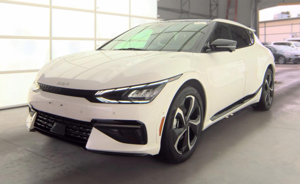 Used 2023 Kia EV6 GT-Line w/ GT-Line Suede Seat Package AWD/4WD image 2