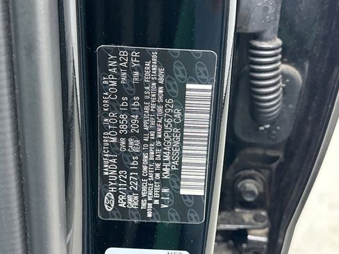 Used 2023 Hyundai Elantra SEL FWD image 21