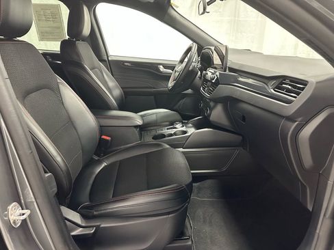 Used 2025 Ford Escape ST-Line image 54