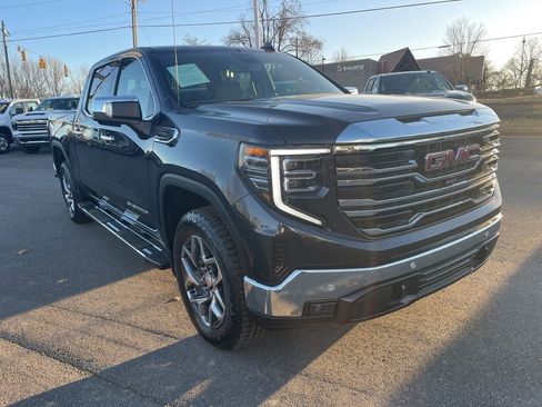 Used 2025 GMC Sierra 1500 SLT w/ SLT Premium Plus Package image 7