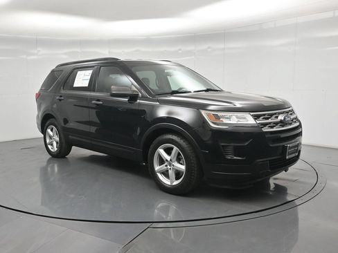 Certified 2018 Ford Explorer FWD image 46