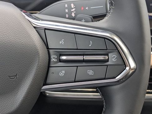 New 2026 Chevrolet Equinox ACTIV FWD image 24