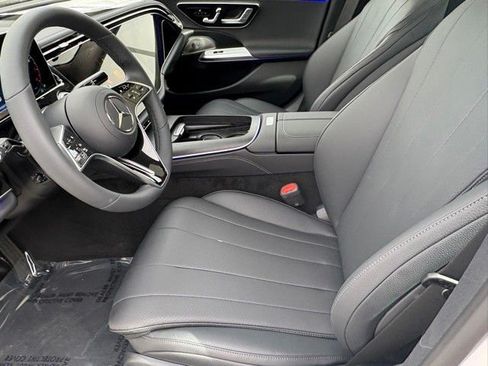 New 2026 Mercedes-Benz E 350 4MATIC Sedan image 11