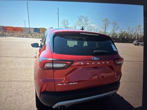 Used 2024 Ford Escape Platinum image 13