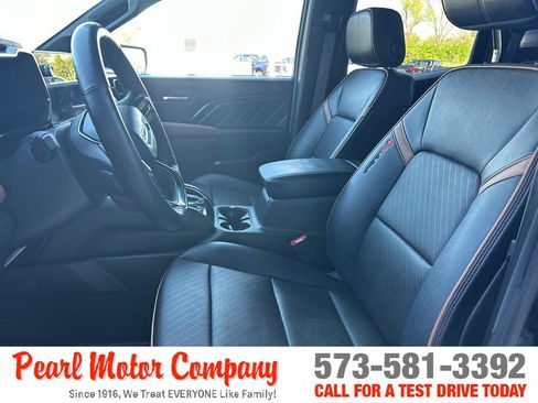 Certified 2024 GMC Canyon AT4 w/ AT4 Premium Package image 12