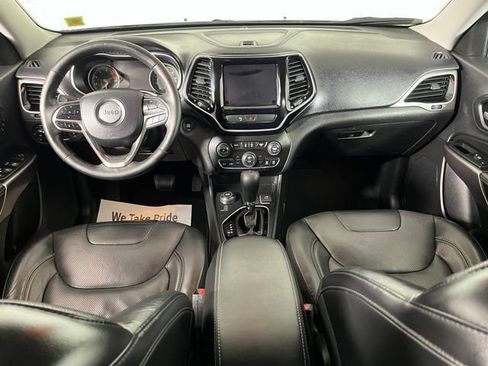 Used 2019 Jeep Cherokee Limited AWD/4WD image 36