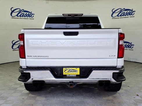 Used 2022 Chevrolet Silverado 1500 LTZ w/ LTZ Premium Texas Edition AWD/4WD image 4