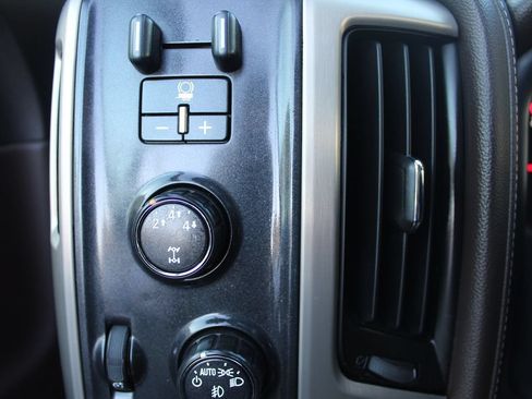 Used 2015 GMC Sierra 3500 Denali w/ Duramax Plus Package AWD/4WD image 31