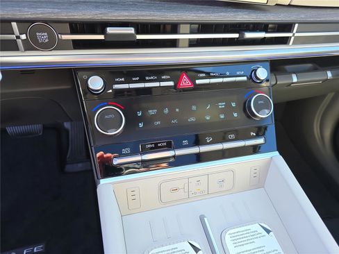 New 2026 Hyundai Santa Fe Limited image 17