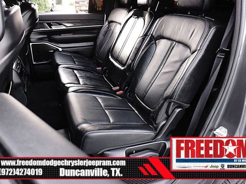 Used 2022 Jeep Wagoneer Series II RWD image 14