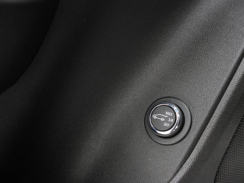 Used 2021 Chevrolet Blazer Premier w/ Driver Confidence II Package image 46