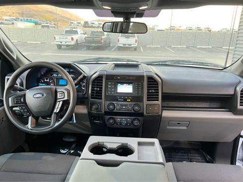 Used 2022 Ford F350 XL w/ Power Equipment Group image 24