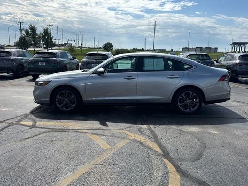 Certified 2024 Honda Accord EX-L image 8