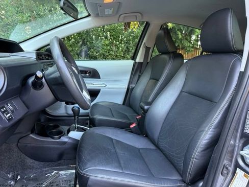 Used 2012 Toyota Prius C Four FWD image 9