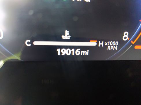 Used 2025 Toyota Grand Highlander Limited image 22