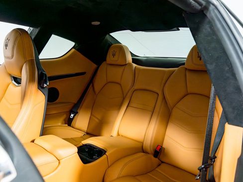 Used 2018 Maserati GranTurismo Sport image 22