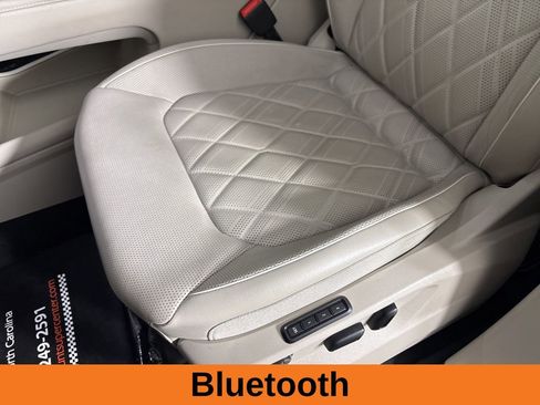 Used 2024 Volkswagen Atlas SEL Premium R-Line image 12