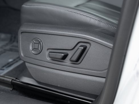 Certified 2025 Audi Q5 Premium Plus w/ Premium Plus image 20