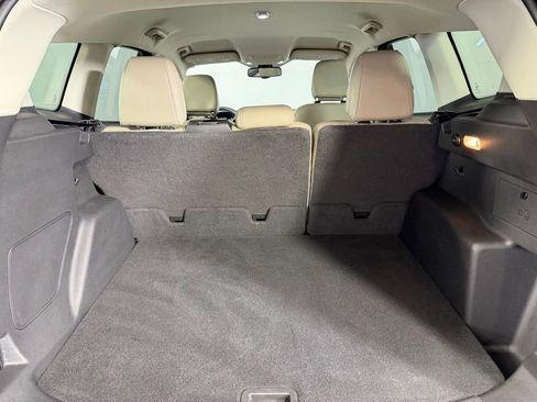 Used 2019 Ford Escape Titanium image 28