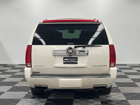 Used 2013 Cadillac Escalade ESV Platinum AWD/4WD image 6