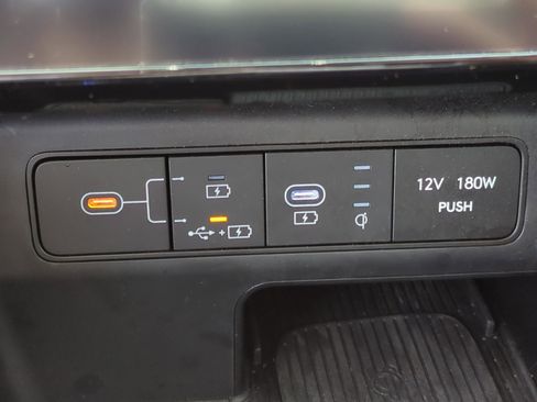 Certified 2025 Hyundai Tucson SEL FWD image 17