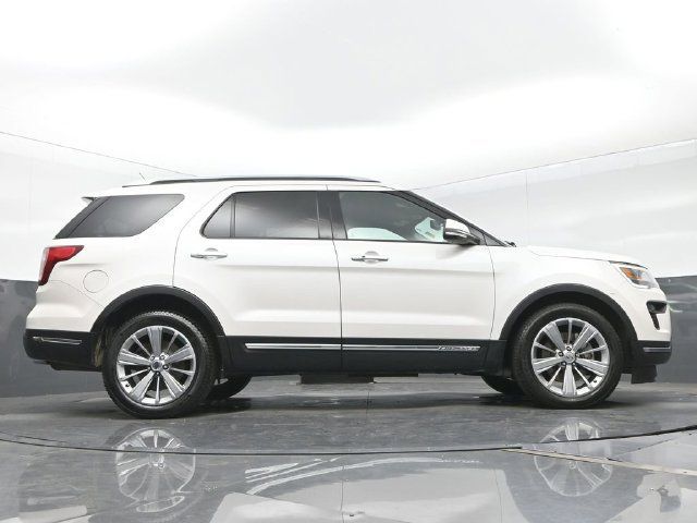 Used 2018 Ford Explorer Limited AWD/4WD image 26