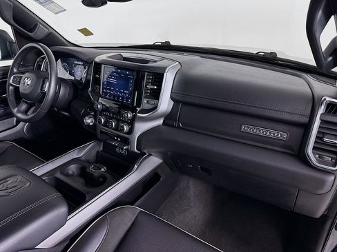 Used 2024 RAM 1500 Laramie image 30