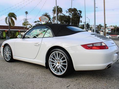 Used 2005 Porsche 911 Carrera RWD image 13