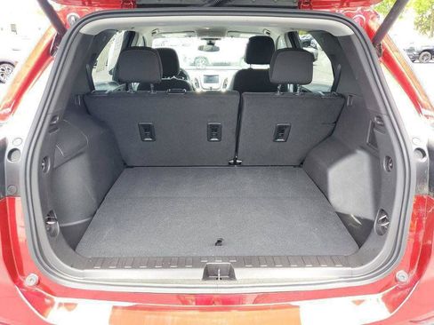 Used 2024 Chevrolet Equinox LT FWD image 29