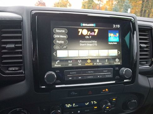 Used 2024 Nissan Frontier PRO-4X w/ Off-Road Protection Package image 17