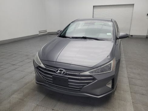 Used 2019 Hyundai Elantra SE FWD image 15