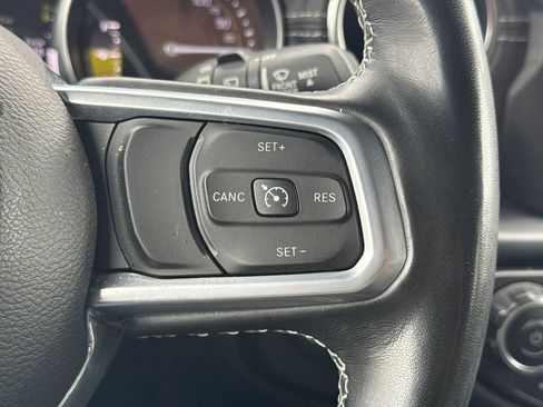 Used 2021 Jeep Wrangler Unlimited Sahara w/ Cold Weather Group AWD/4WD image 28