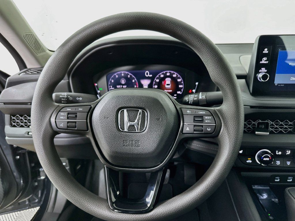 Used 2026 Honda Accord SE image 18