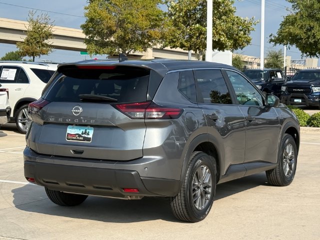 Used 2024 Nissan Rogue S FWD image 6