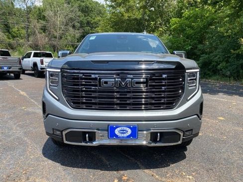 New 2025 GMC Sierra 1500 Denali Ultimate image 10