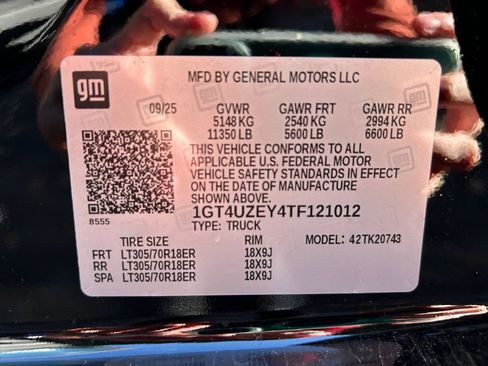 New 2026 GMC Sierra 2500 AT4X image 34