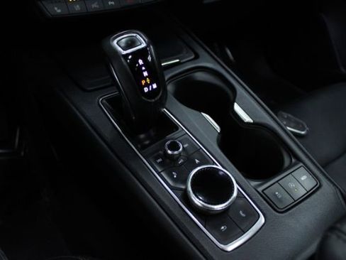 Used 2019 Cadillac XT4 Premium Luxury image 16